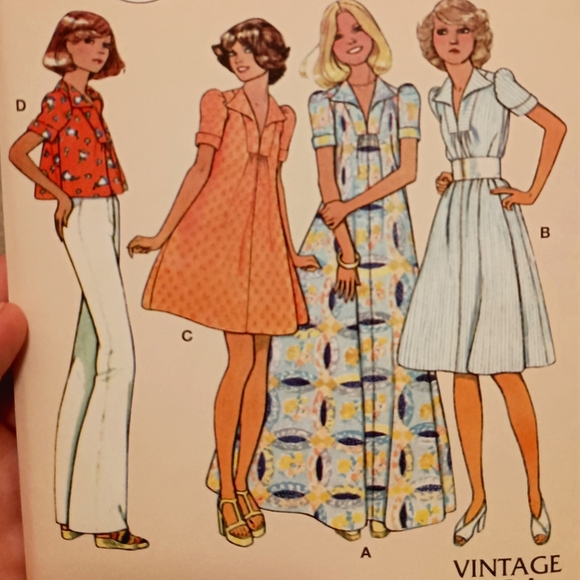 NWT Vintage McCalls (1970s) Dress Patterns M8492 - Plus sizes - Picture 2 of 2